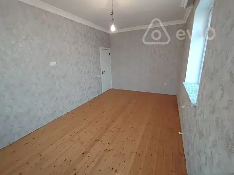 Satılır 5 otaqlı həyət evi 150 m²