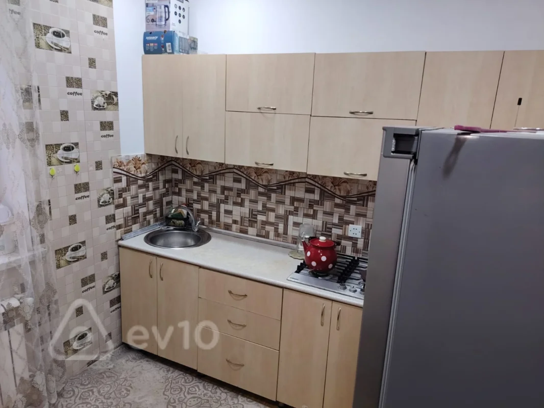 Satılır 5 otaqlı həyət evi 150 m²