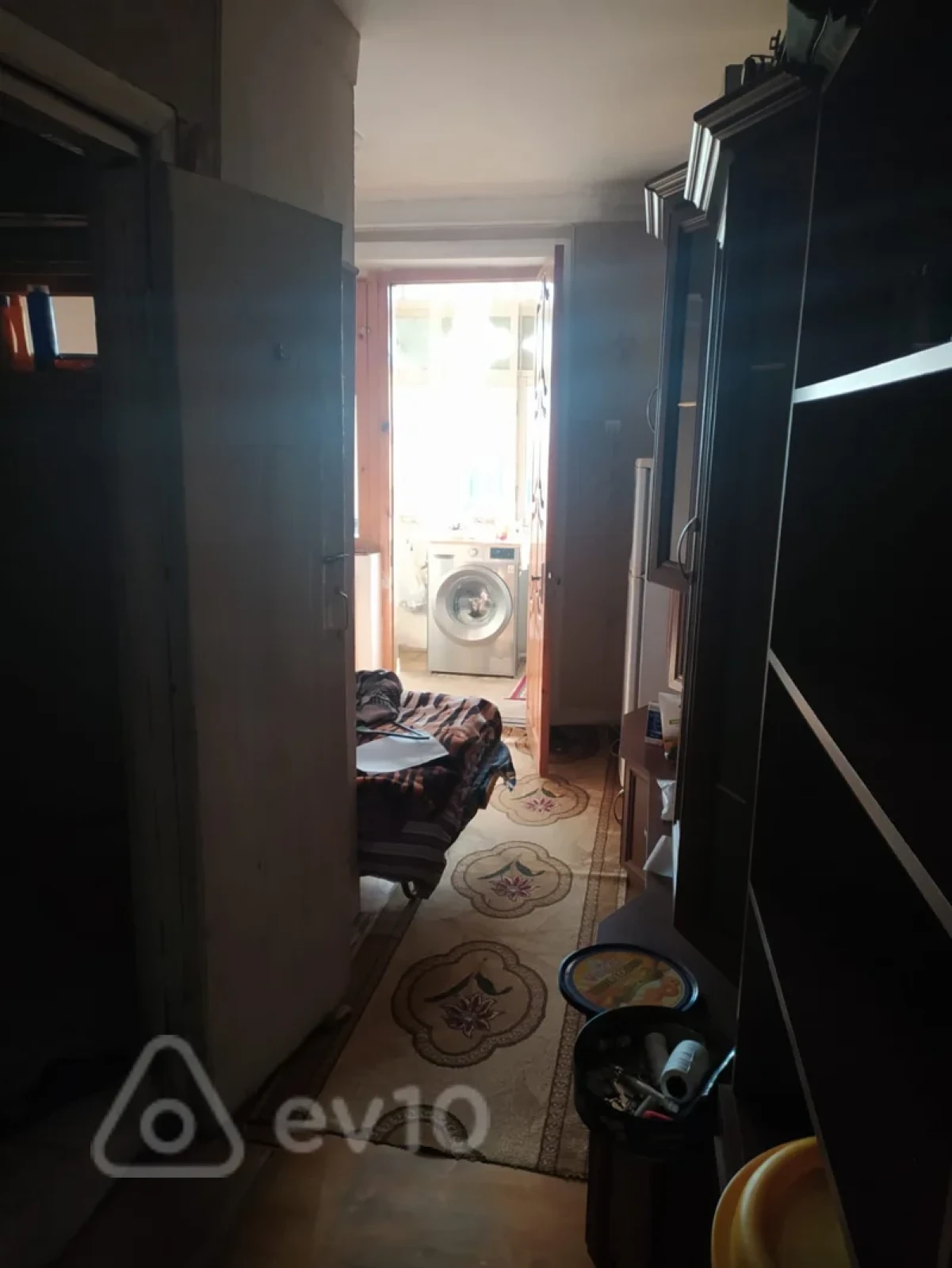 Kirayə verilir 1 otaqlı köhnə tikili 55 m²