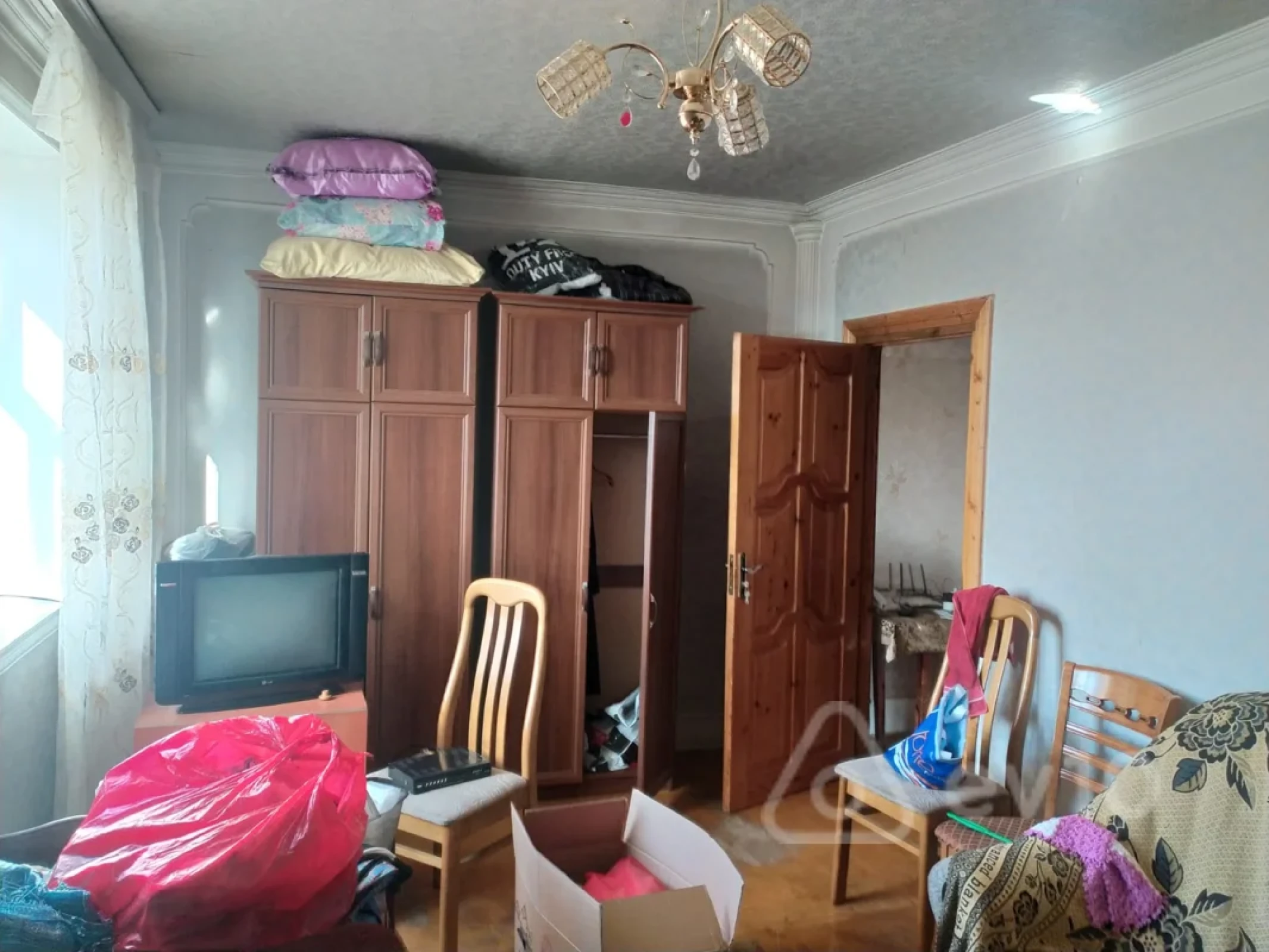 Kirayə verilir 1 otaqlı köhnə tikili 55 m²