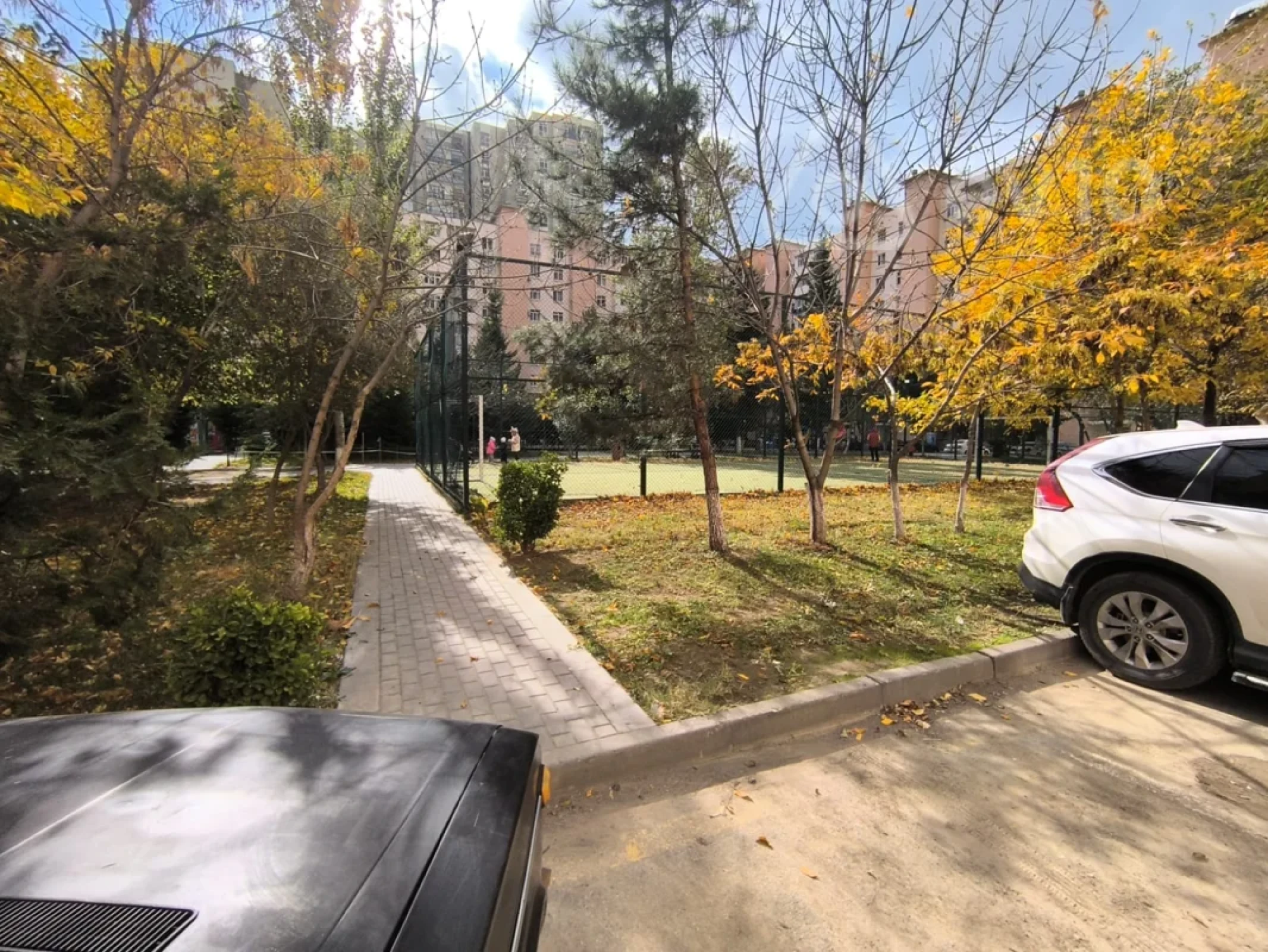 Kirayə verilir 2 otaqlı köhnə tikili 62 m²