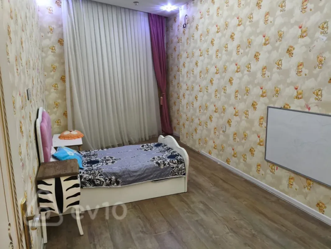 Kirayə verilir 3 otaqlı yeni tikili 114 m²