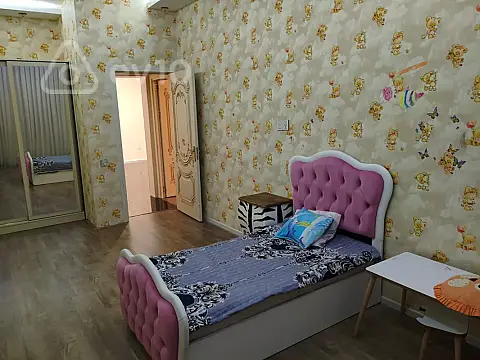 Kirayə verilir 3 otaqlı yeni tikili 114 m²