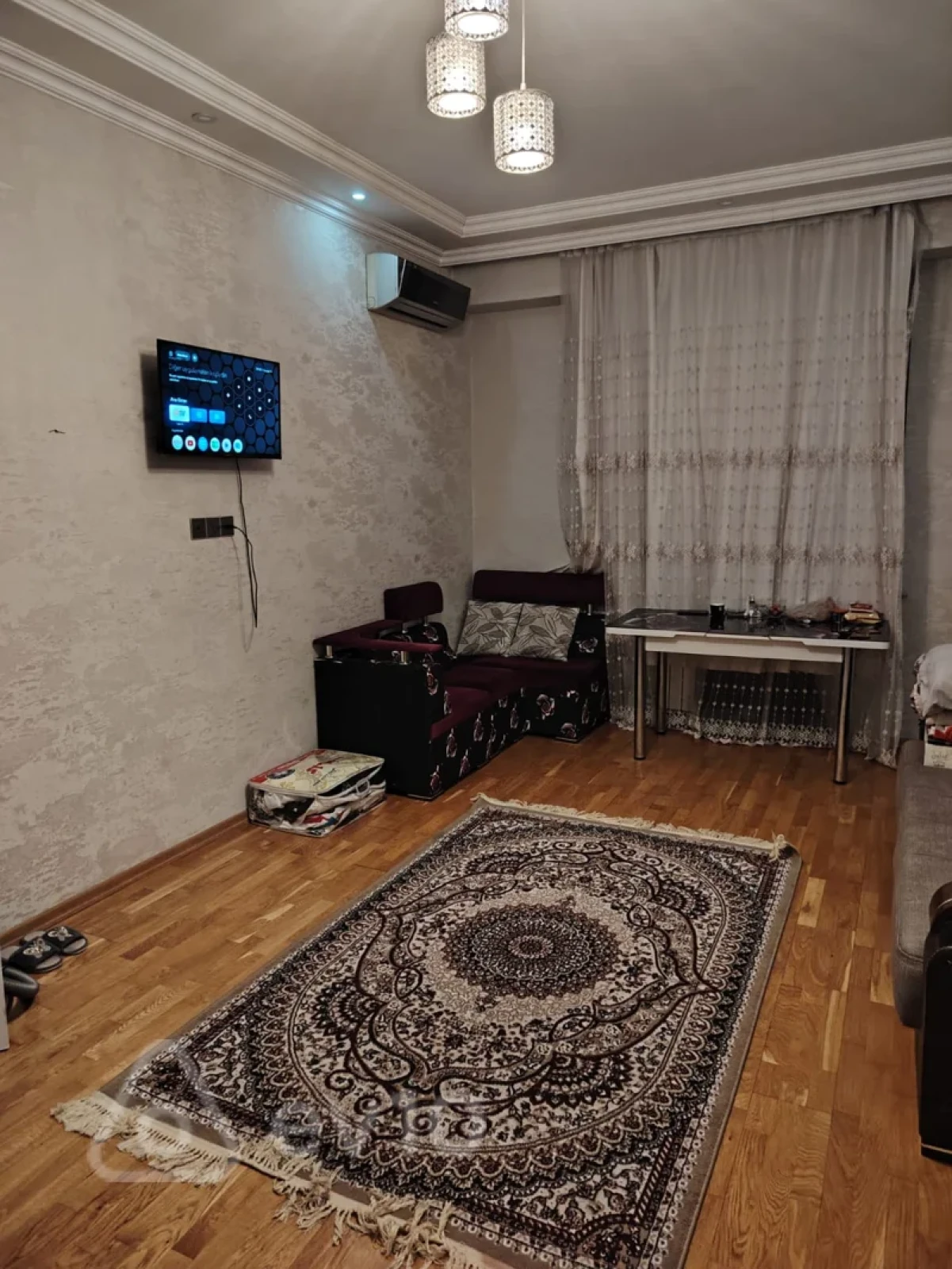 Kirayə verilir 2 otaqlı yeni tikili 60 m²
