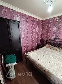 Kirayə verilir 2 otaqlı köhnə tikili 35 m²