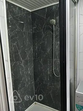 Kirayə verilir 2 otaqlı köhnə tikili 35 m²