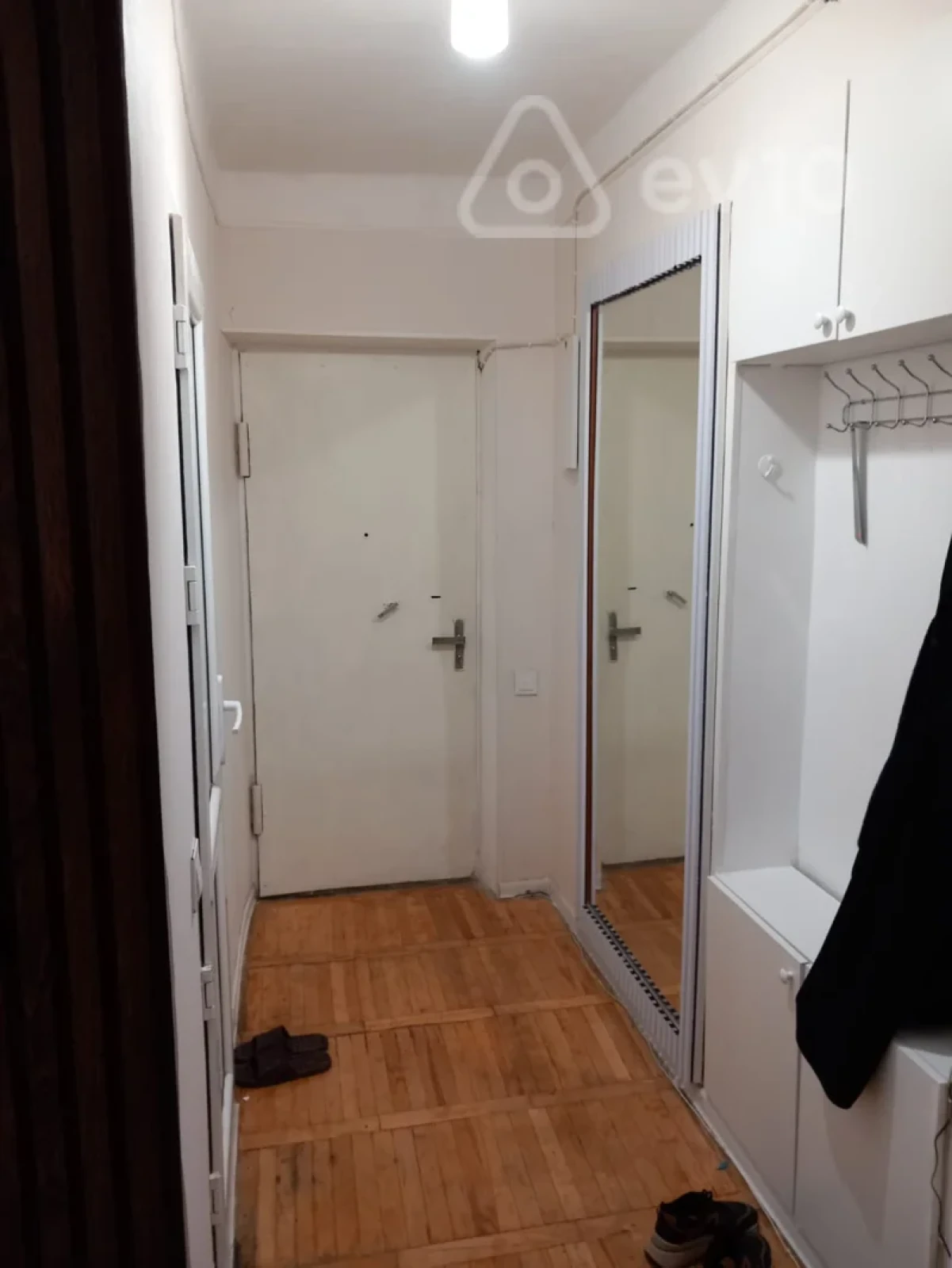 Kirayə verilir 2 otaqlı köhnə tikili 35 m²