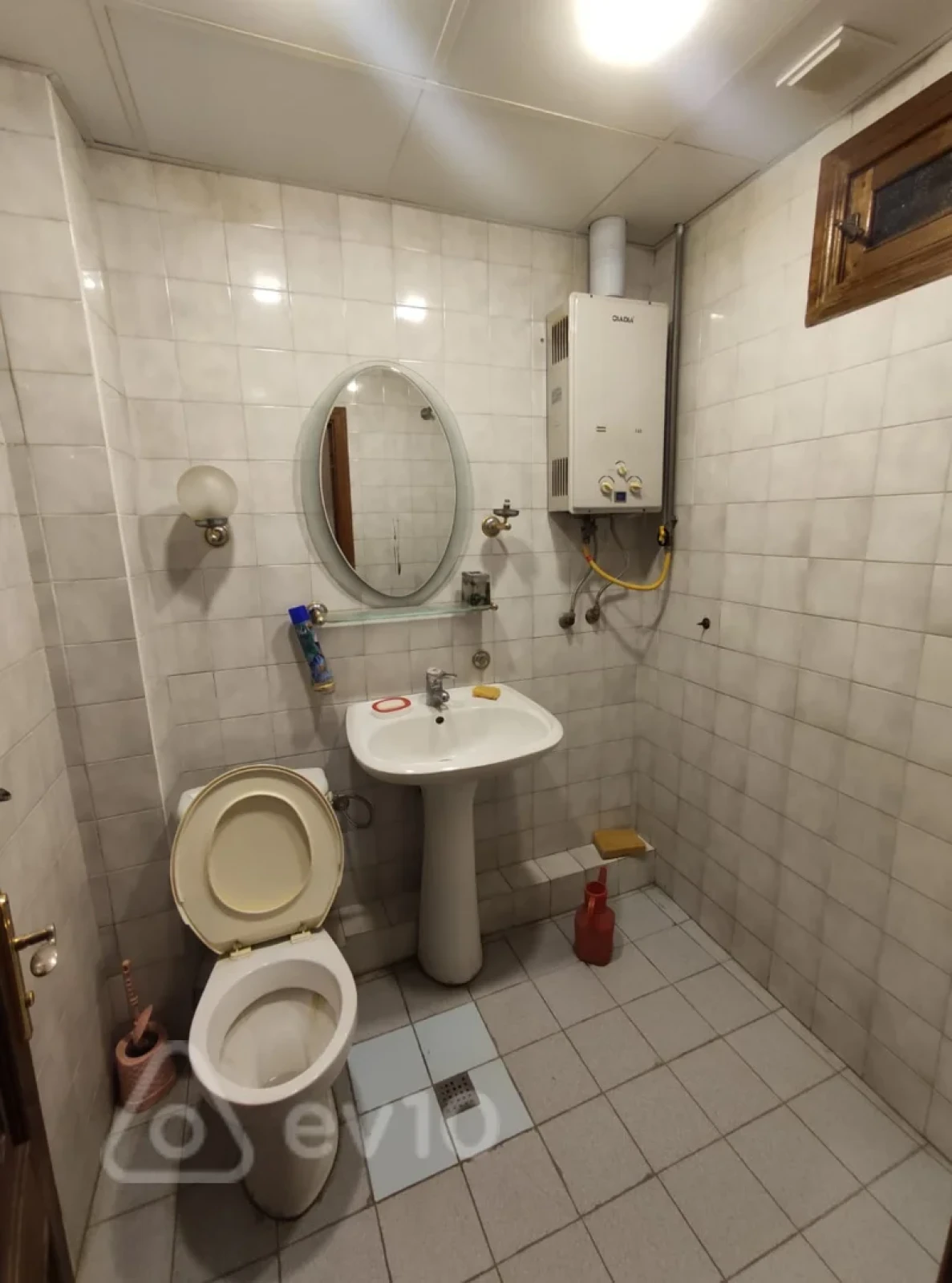 Kirayə verilir 1 otaqlı köhnə tikili 42 m²