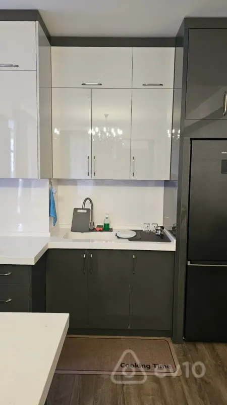 Kirayə verilir 3 otaqlı yeni tikili 120 m²