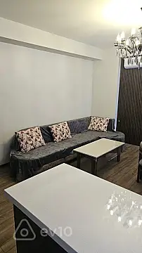 Kirayə verilir 3 otaqlı yeni tikili 120 m²