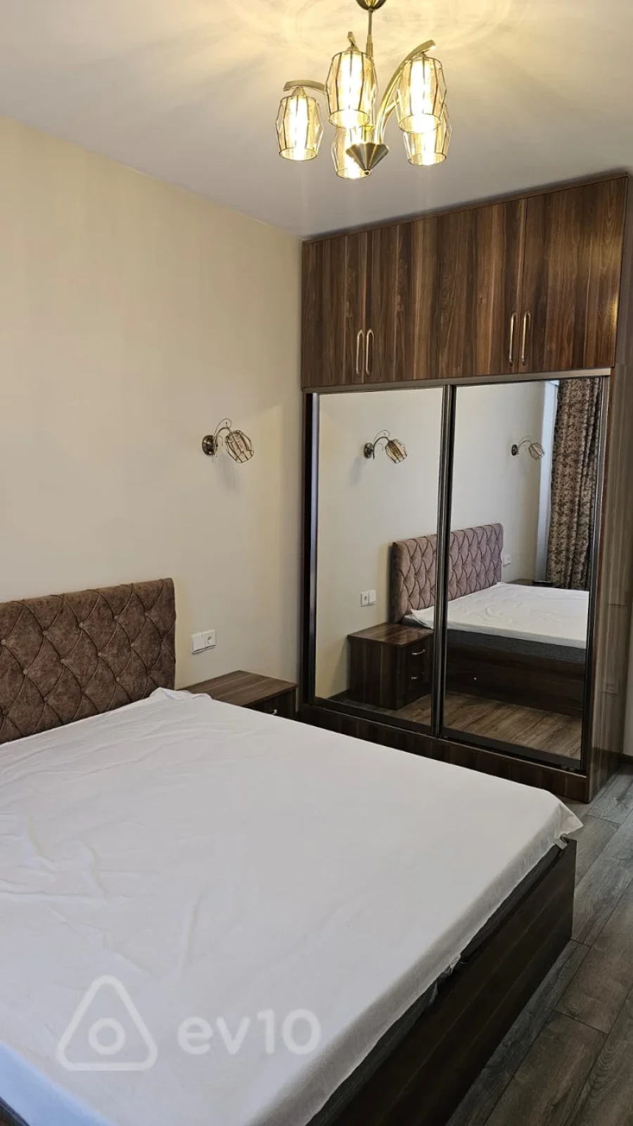 Kirayə verilir 3 otaqlı yeni tikili 120 m²