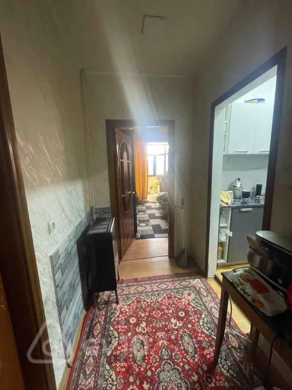 Satılır 3 otaqlı köhnə tikili 60 m²