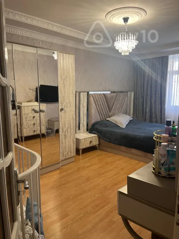 Satılır 3 otaqlı köhnə tikili 73 m²