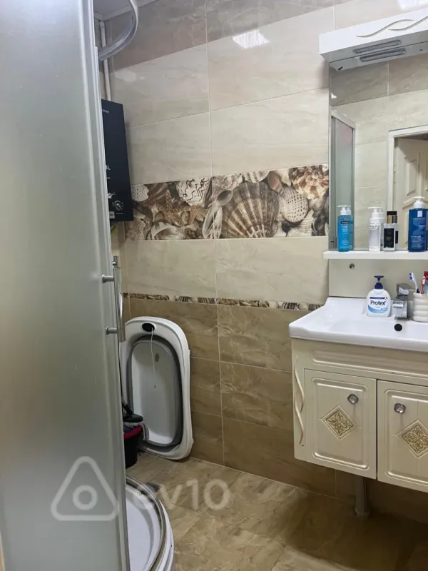 Satılır 3 otaqlı köhnə tikili 73 m²