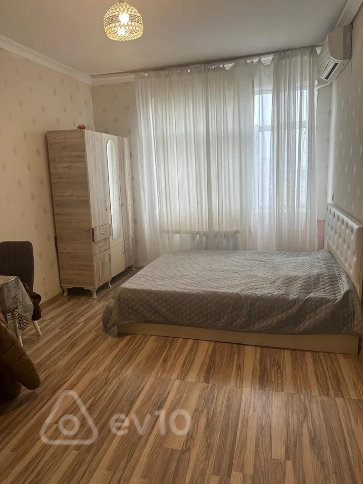 Kirayə verilir 1 otaqlı köhnə tikili 50 m²
