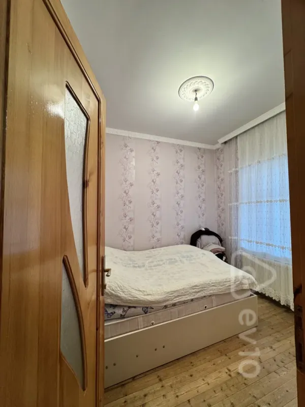 Satılır 3 otaqlı köhnə tikili 78 m²