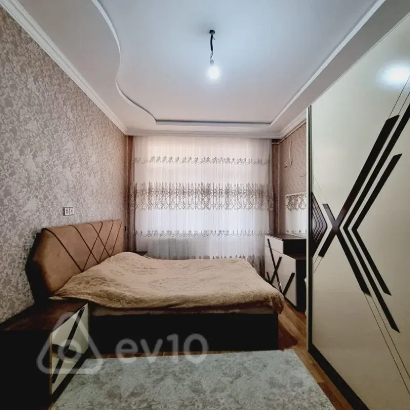 Kirayə verilir 2 otaqlı yeni tikili 75 m²