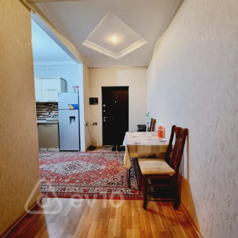 Kirayə verilir 2 otaqlı yeni tikili 75 m²