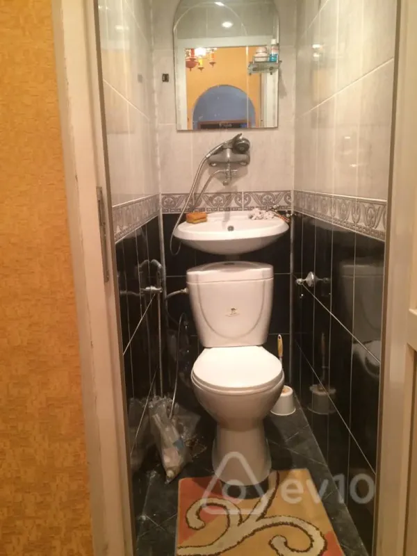 Kirayə verilir mənzil 200 m²