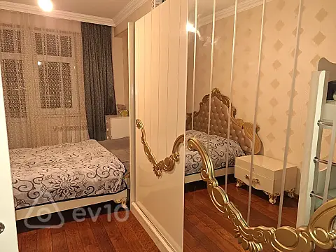 Satılır 2 otaqlı yeni tikili 78 m²