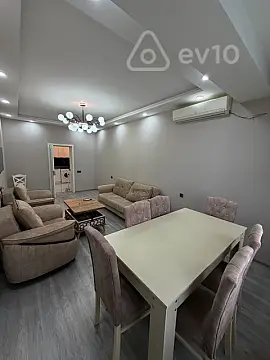 Kirayə verilir 2 otaqlı yeni tikili 60 m²
