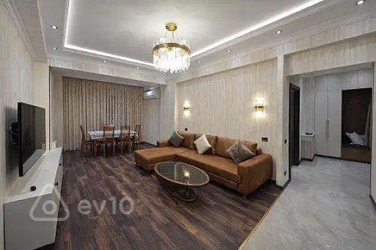 Kirayə verilir 2 otaqlı yeni tikili 78 m²