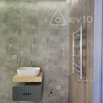 Satılır 2 otaqlı yeni tikili 72.2 m²