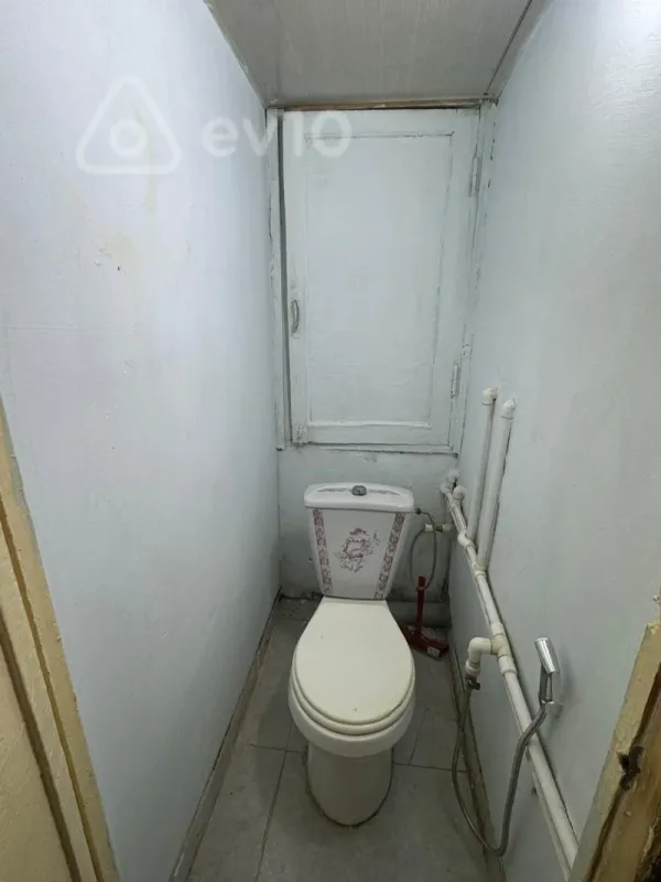 Kirayə verilir 3 otaqlı köhnə tikili 68 m²