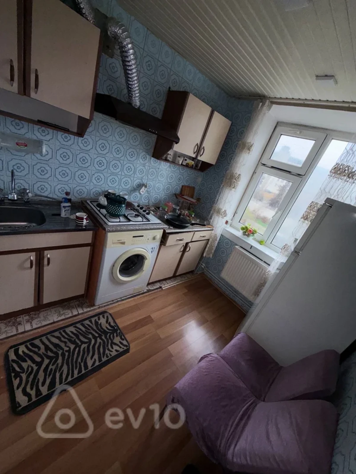 Kirayə verilir 2 otaqlı köhnə tikili 50 m²