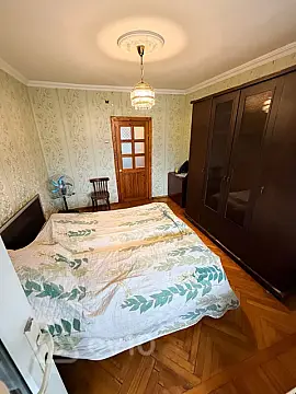 Kirayə verilir 2 otaqlı köhnə tikili 50 m²