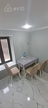 Kirayə verilir 1 otaqlı köhnə tikili 31 m²