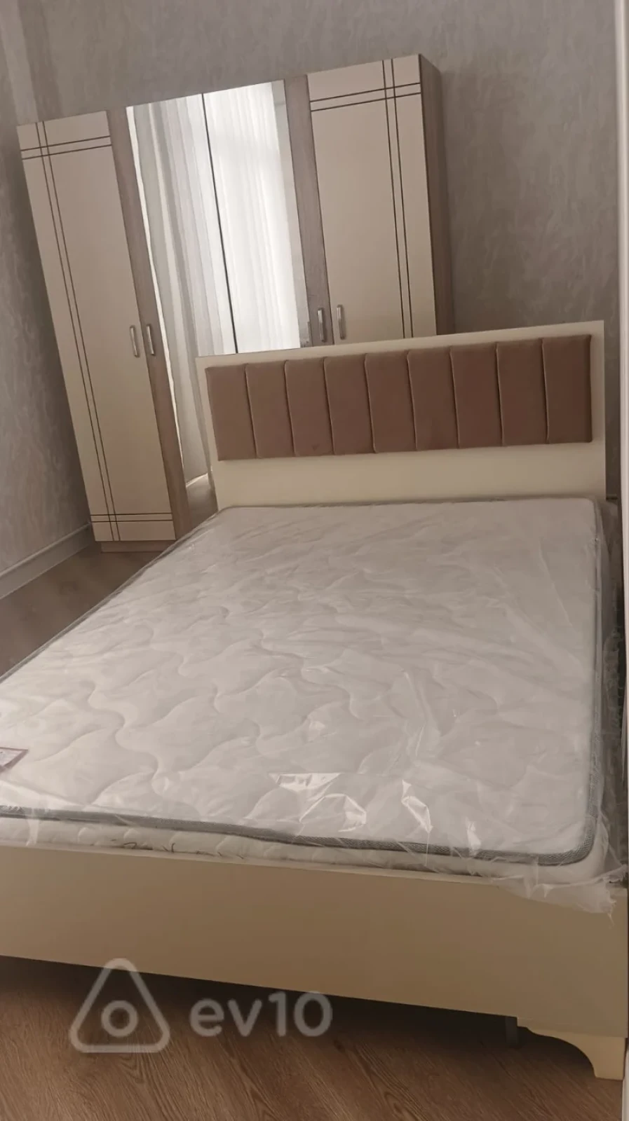 Kirayə verilir 3 otaqlı yeni tikili 70 m²