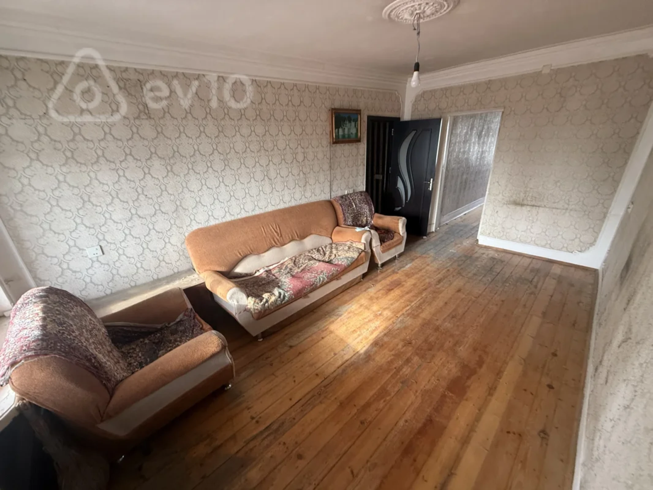 Satılır 2 otaqlı köhnə tikili 42.5 m²