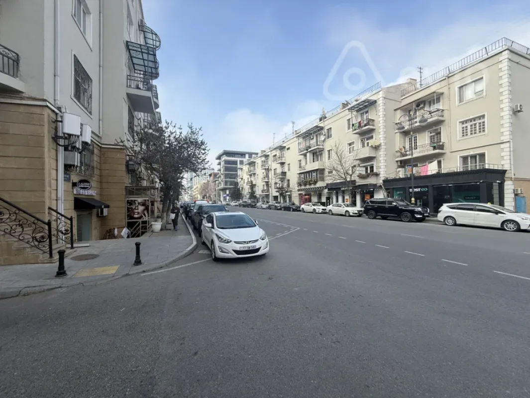 Satılır 2 otaqlı köhnə tikili 42.5 m²