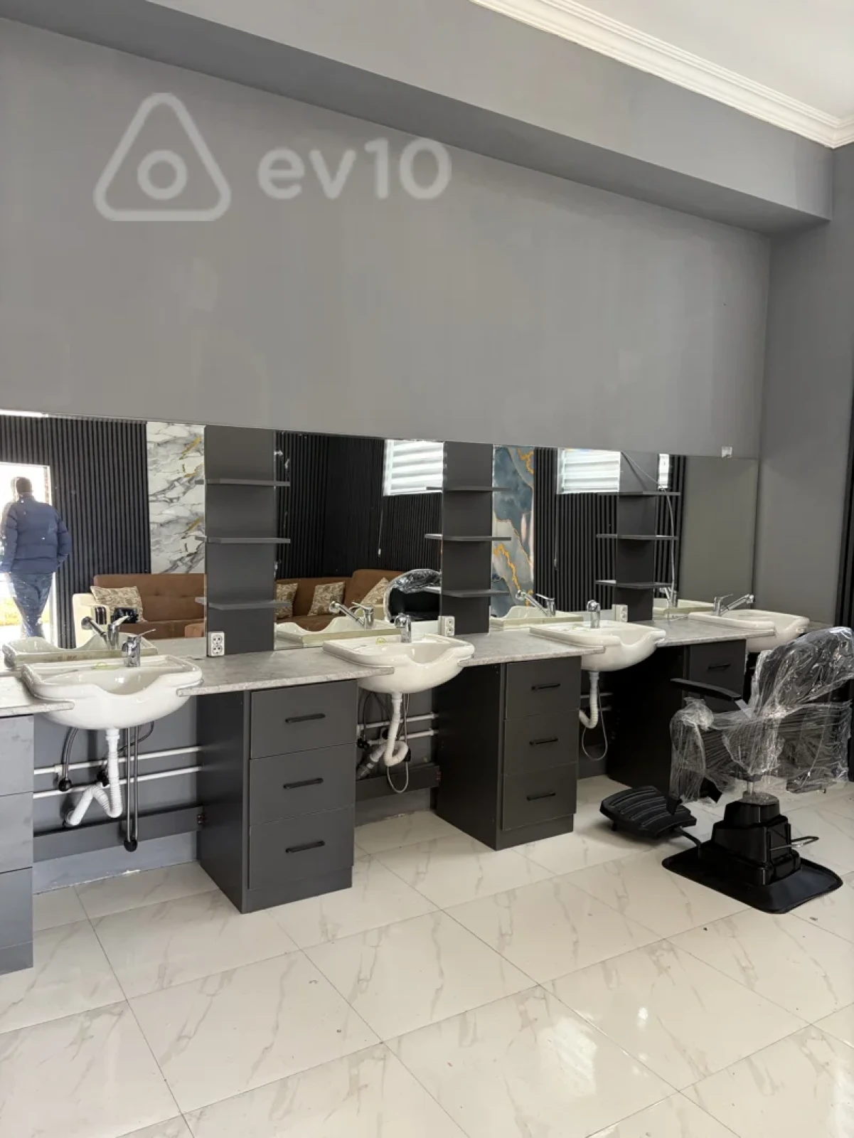 Kirayə verilir 2 otaqlı ofis 50 m²