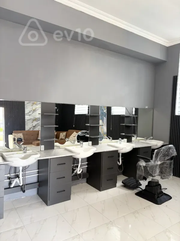 Kirayə verilir 2 otaqlı ofis 50 m²
