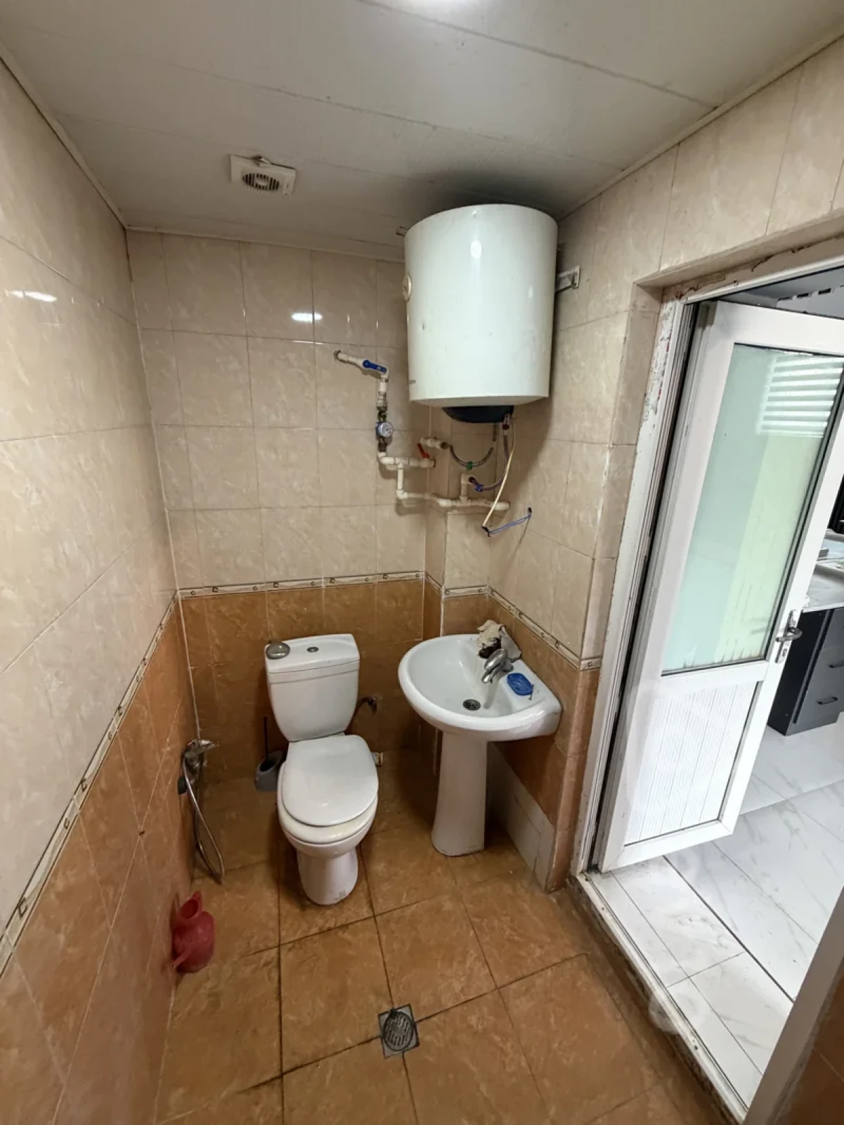 Kirayə verilir 2 otaqlı ofis 50 m²