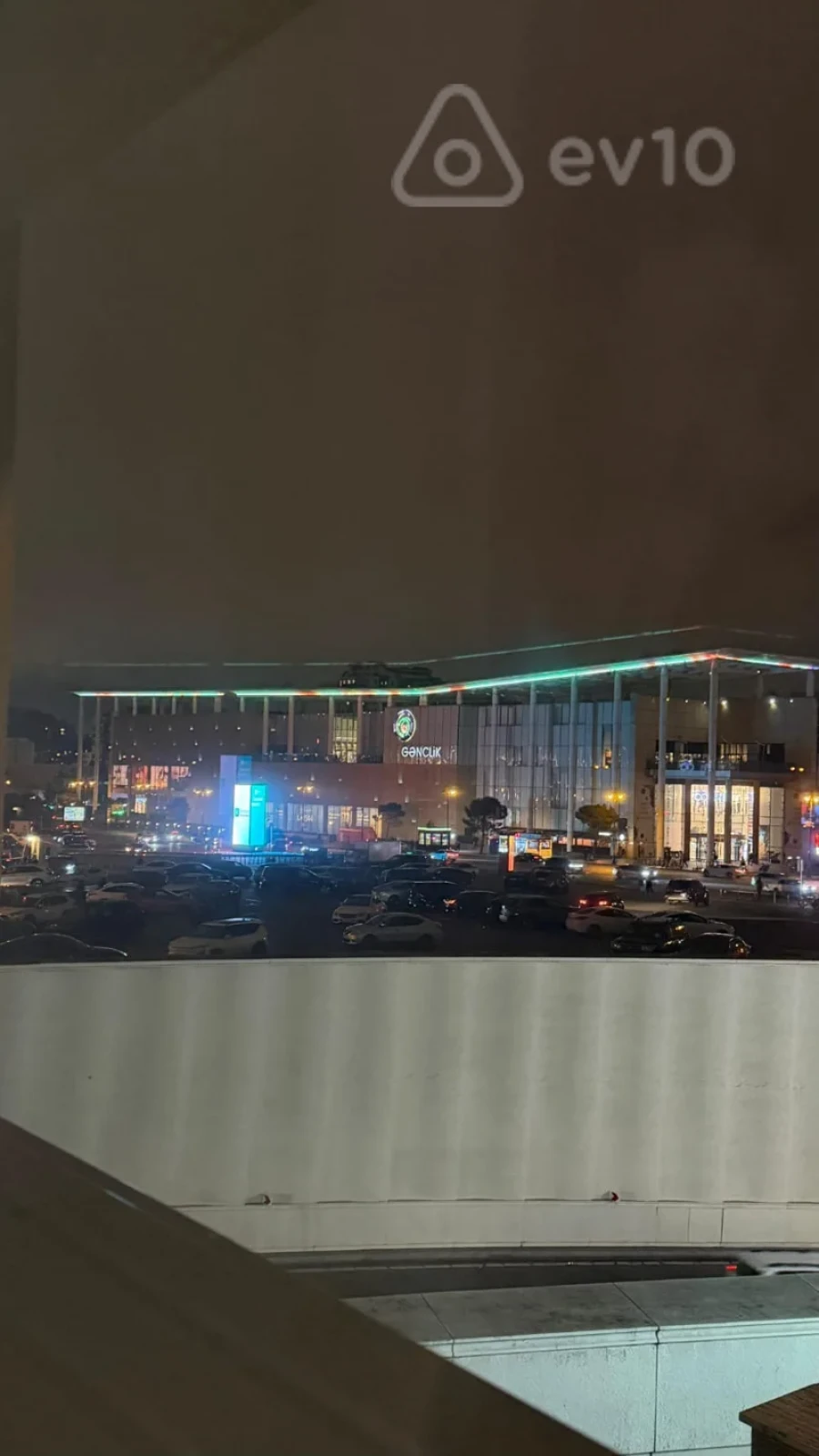 Satılır 3 otaqlı köhnə tikili 75 m²