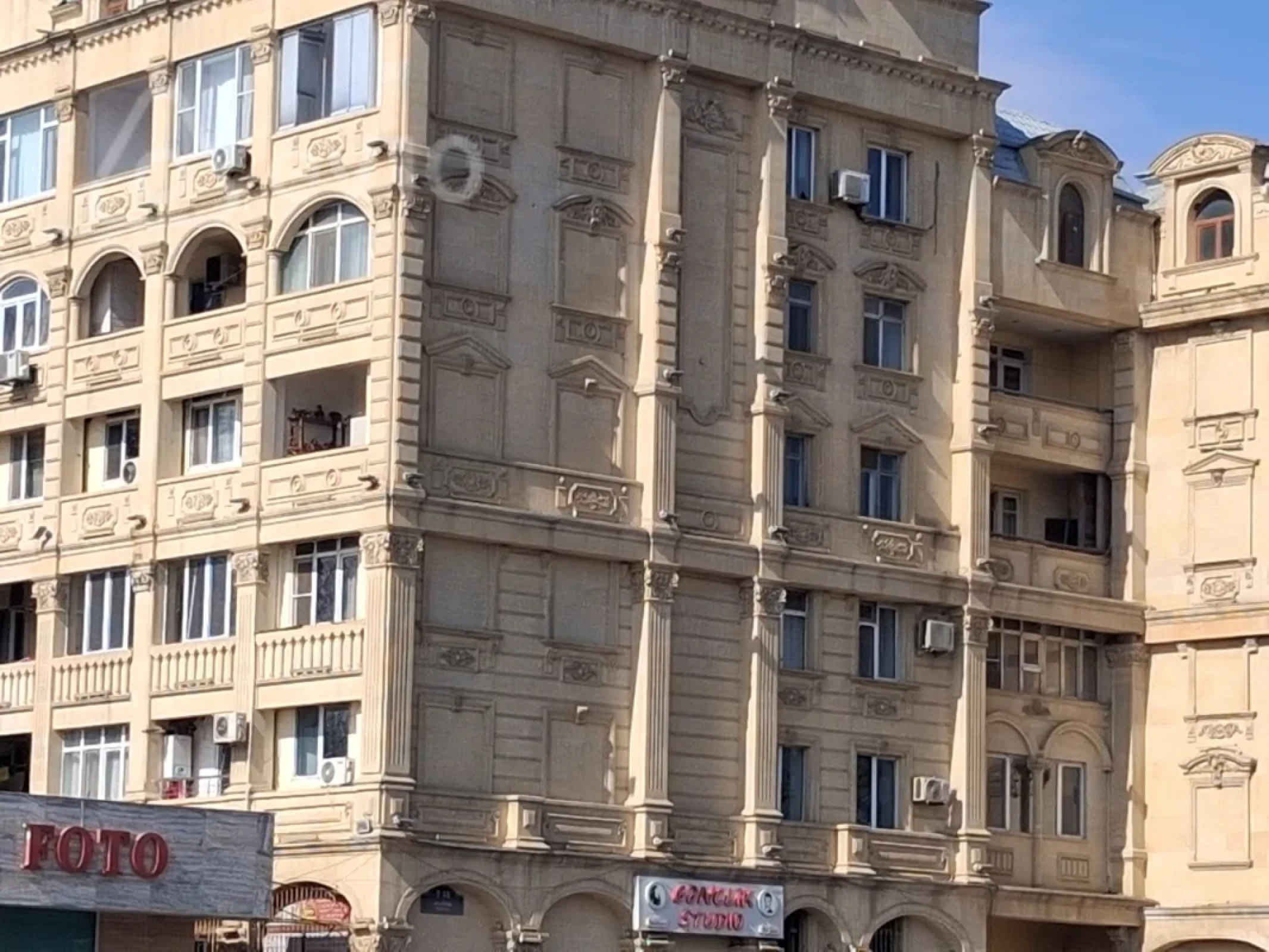 Satılır 3 otaqlı köhnə tikili 75 m²