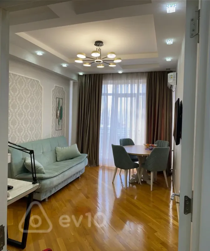 Kirayə verilir 2 otaqlı yeni tikili 45 m²