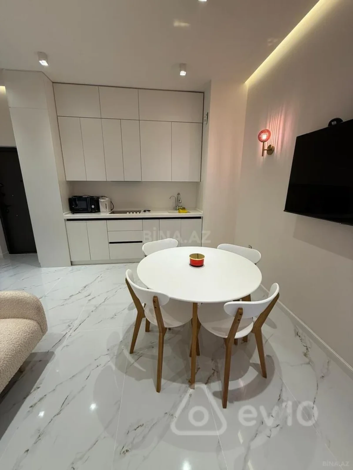 Kirayə verilir 1 otaqlı yeni tikili 46 m²