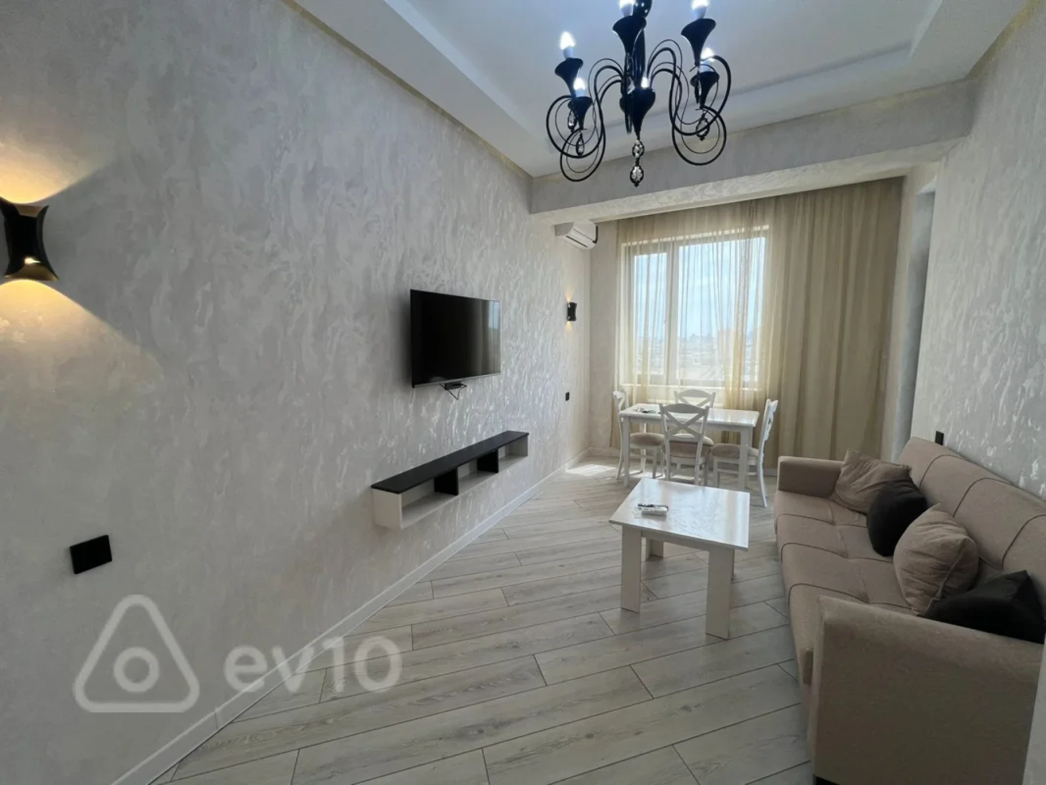 Kirayə verilir 3 otaqlı yeni tikili 95 m²