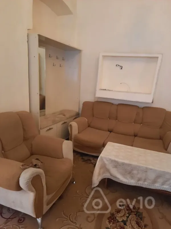 Kirayə verilir 3 otaqlı həyət evi 100 m²