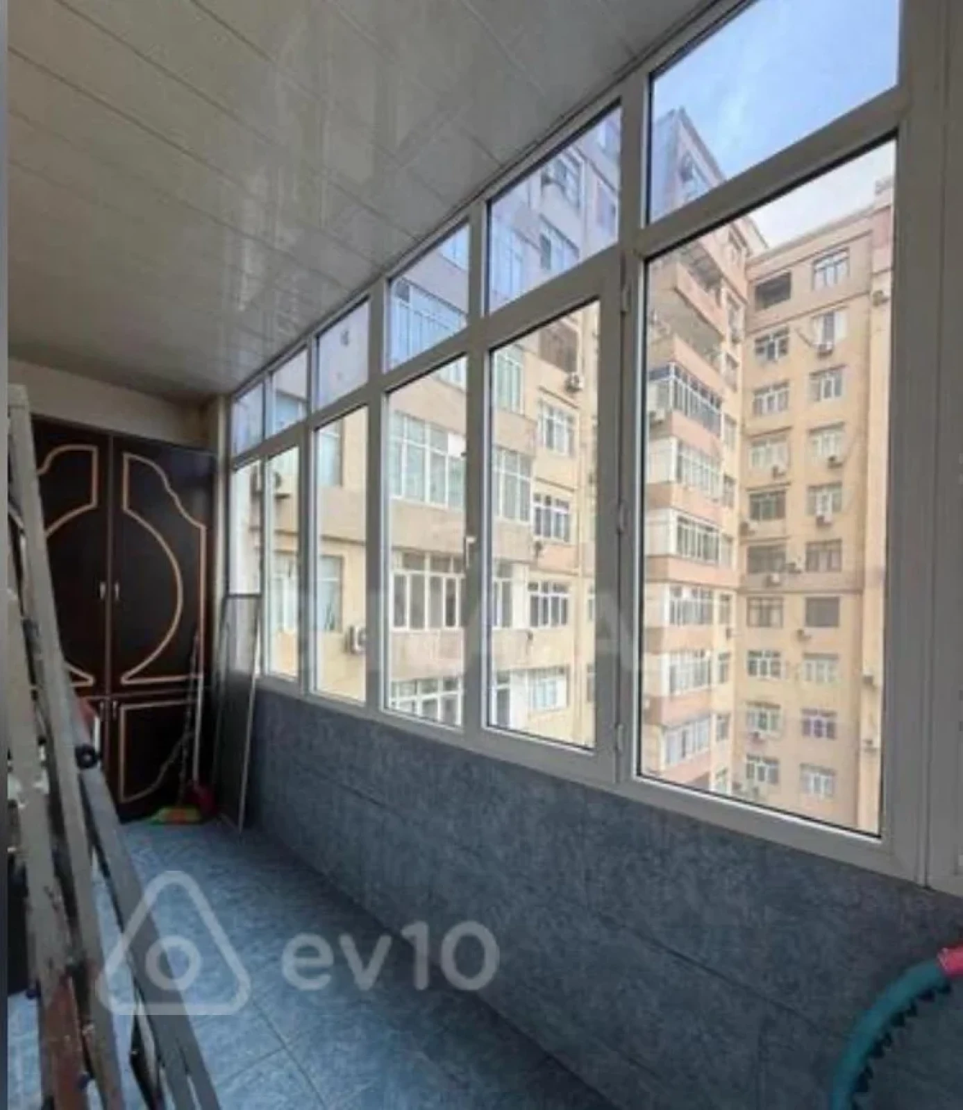 Satılır 3 otaqlı yeni tikili 125 m²