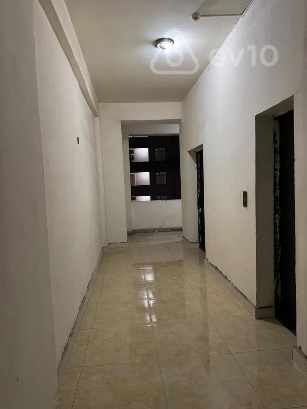 Satılır 3 otaqlı yeni tikili 125 m²