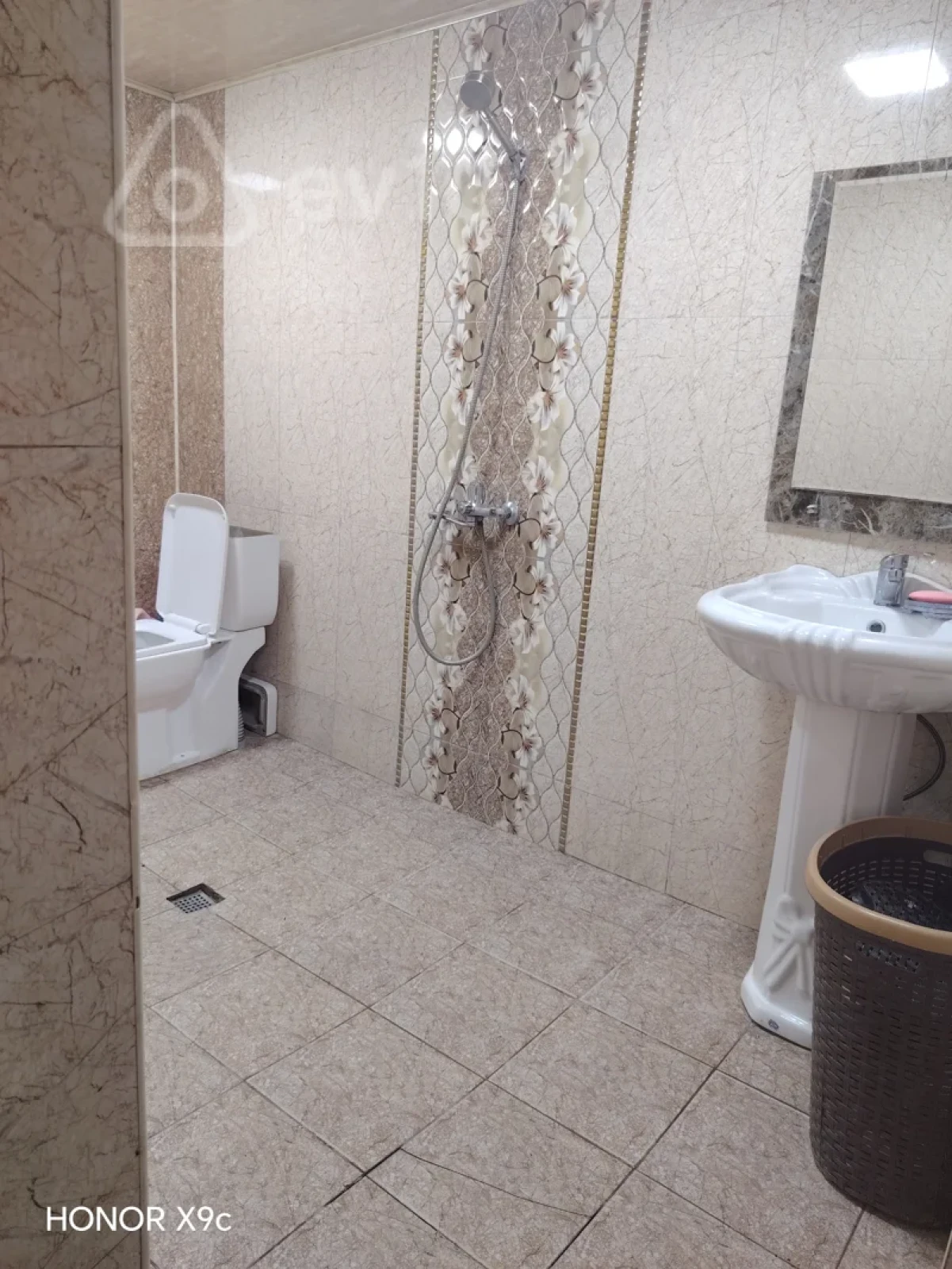 Kirayə verilir 2 otaqlı həyət evi 70 m²