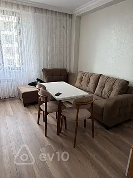 Kirayə verilir 2 otaqlı yeni tikili 52 m²