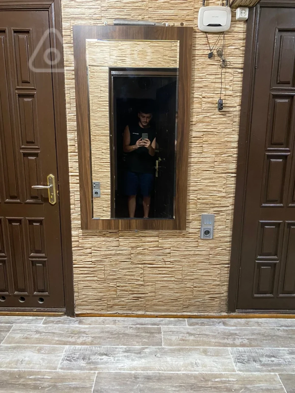 Kirayə verilir 2 otaqlı köhnə tikili 60 m²