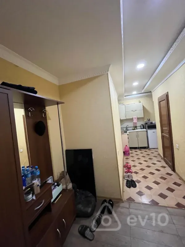 Kirayə verilir 2 otaqlı yeni tikili 70 m²