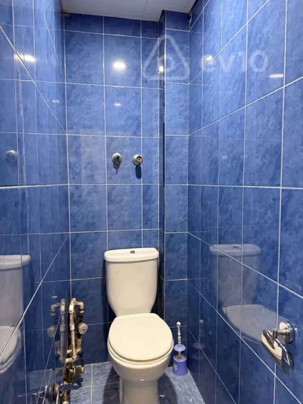 Kirayə verilir 3 otaqlı köhnə tikili 90 m²